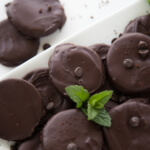 Chocolate mint cookie thins