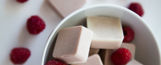 Raspberry Cheesecake Fat Bombs