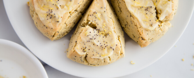 Lemon poppyseed scones 14