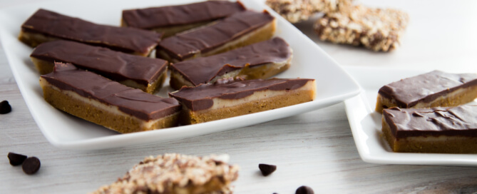 Chocolate toffee cake bars 17