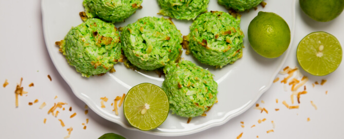 Key lime macaroons white 31