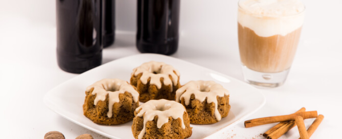 Root beer float spice cakes with root beer glaze white 5