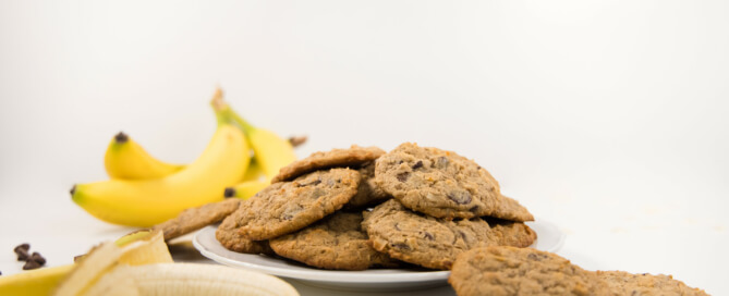 Rs21618 banana oatmeal cookies white 14 lpr